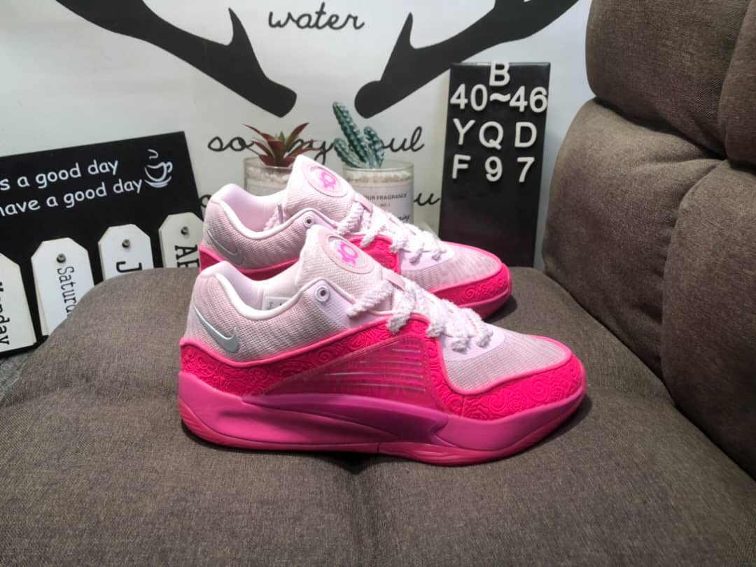 Kd 16 “Aunt Pearls”