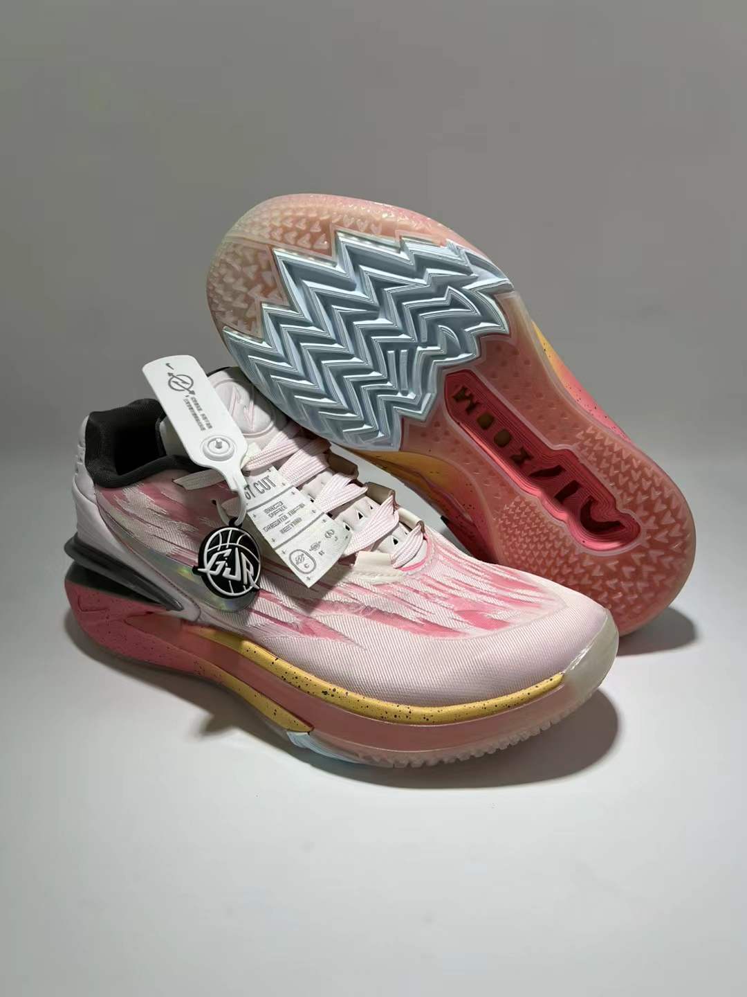 Zoom GT Cut 2 Pearl Pink
