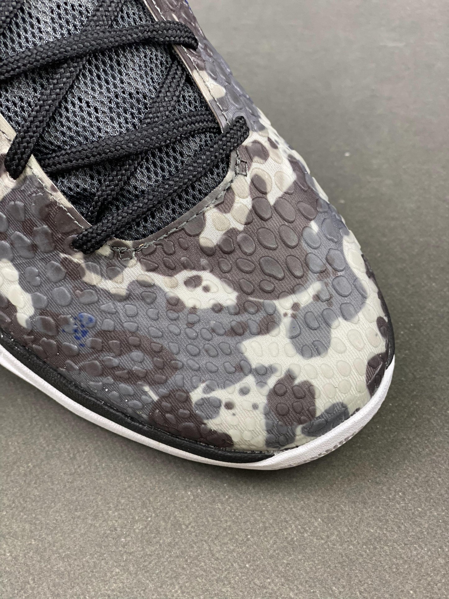 Kobe 6 Urban Camo Grey