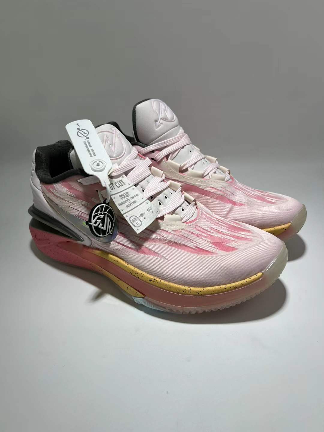 Zoom GT Cut 2 Pearl Pink