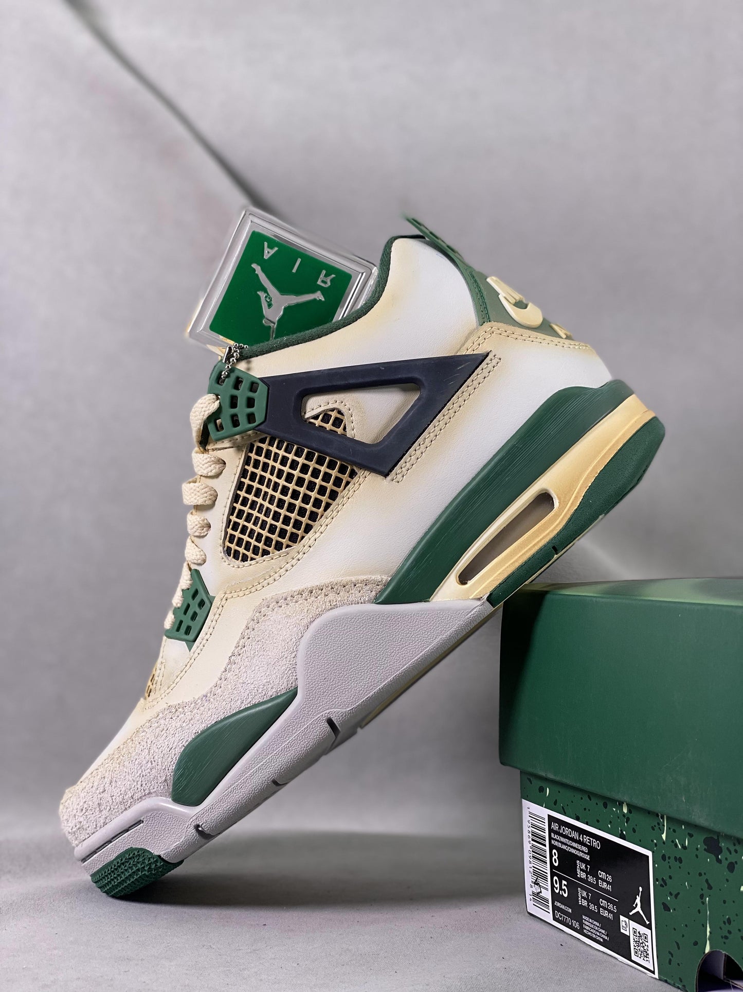 Air Jordan 4 Leaf Green