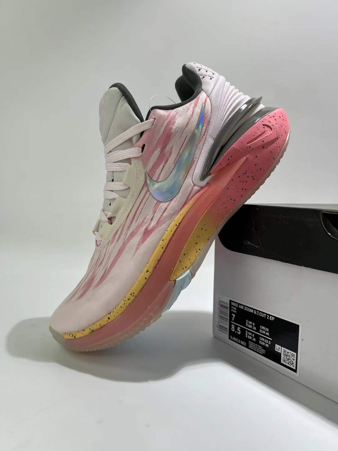 Zoom GT Cut 2 Pearl Pink