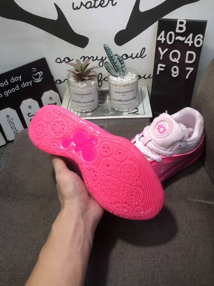 Kd 16 “Aunt Pearls”