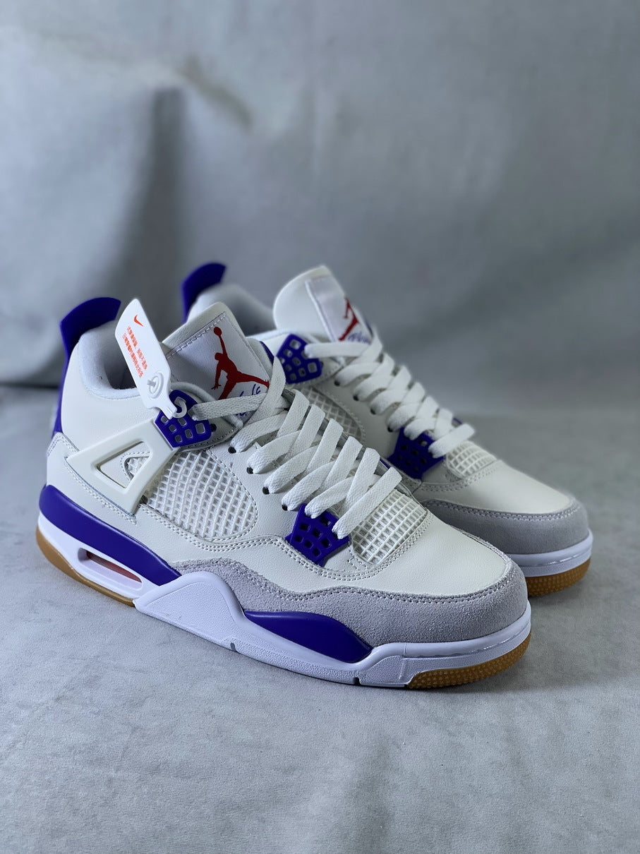 SB x Air Jordan 4 Retro SP ” Blue Sapphire”