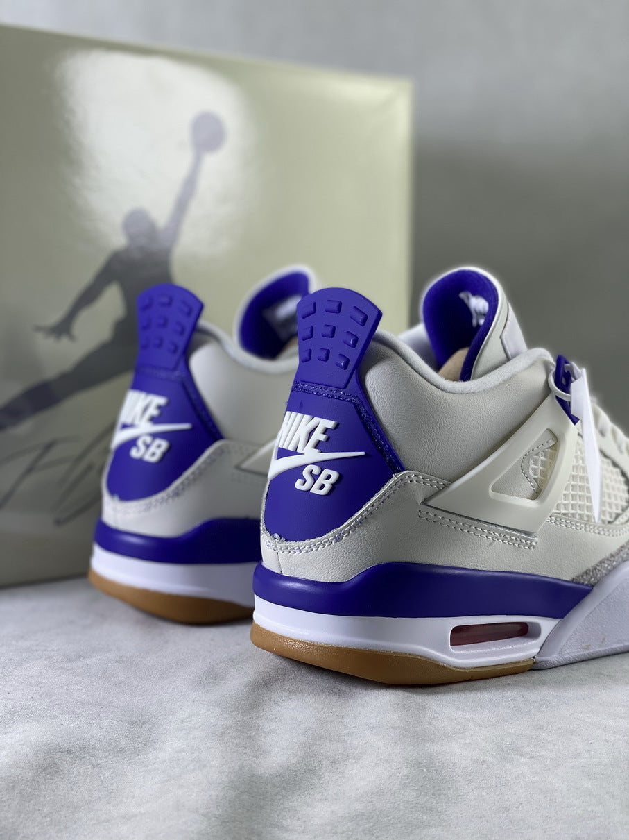 SB x Air Jordan 4 Retro SP ” Blue Sapphire”