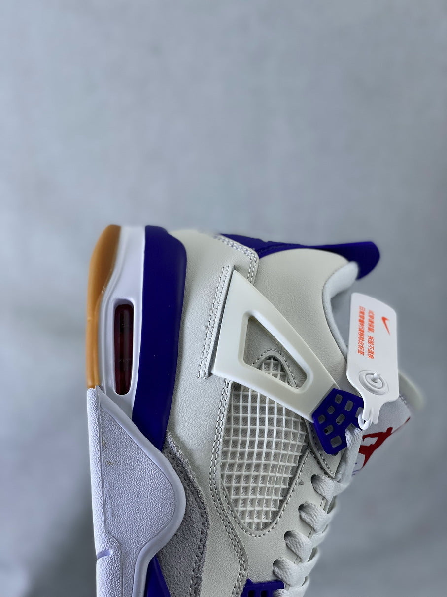 SB x Air Jordan 4 Retro SP ” Blue Sapphire”