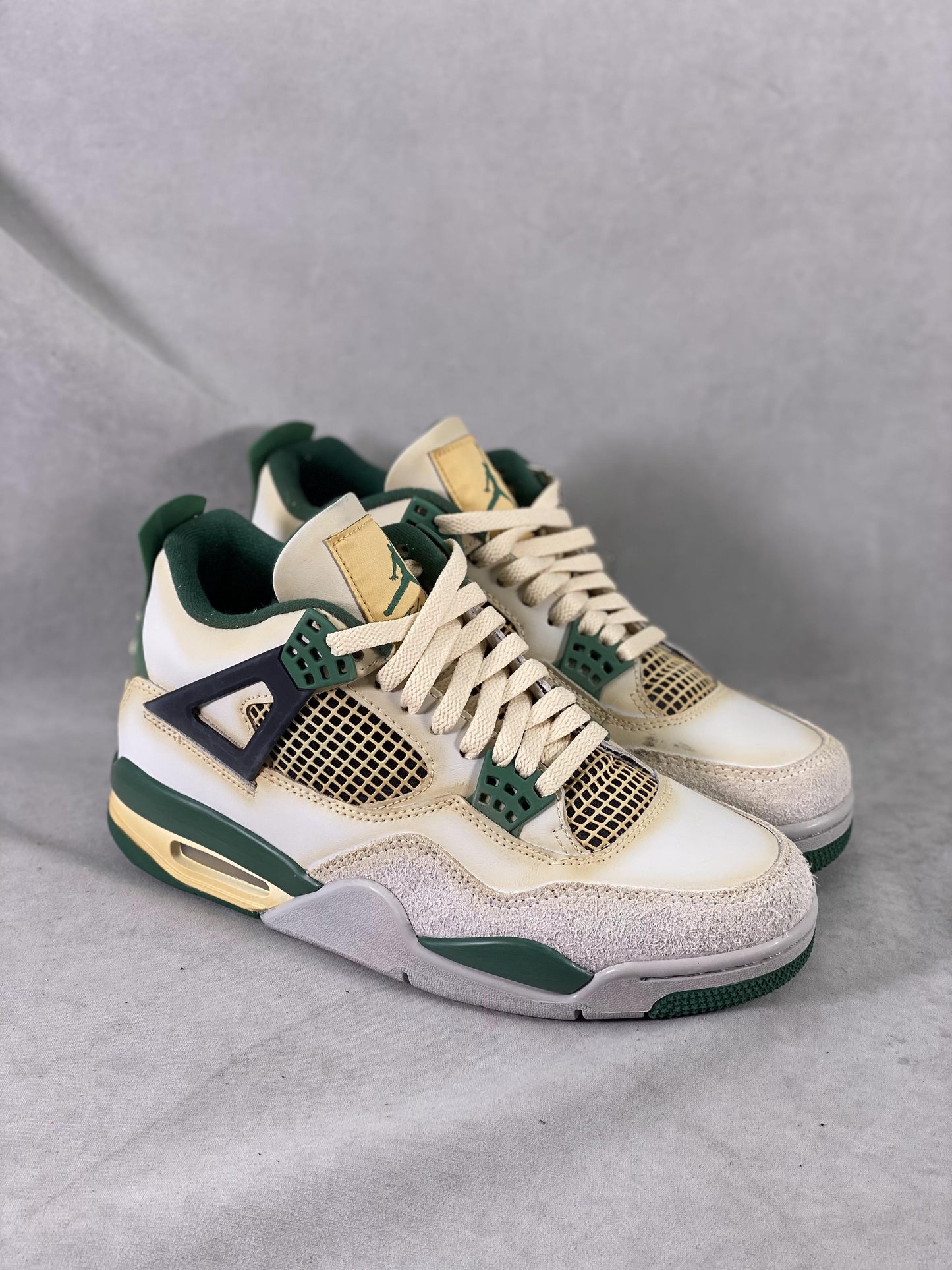 Air Jordan 4 Leaf Green