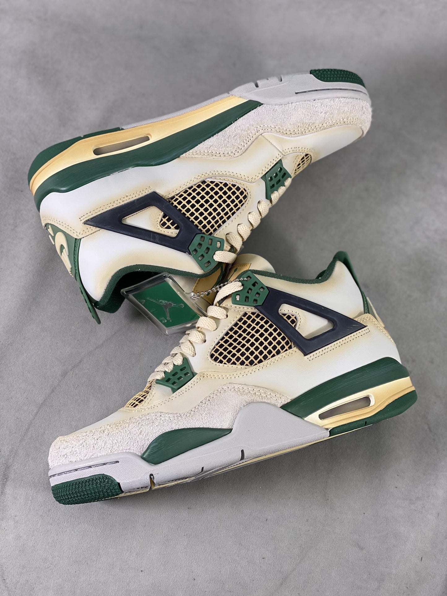 Air Jordan 4 Leaf Green