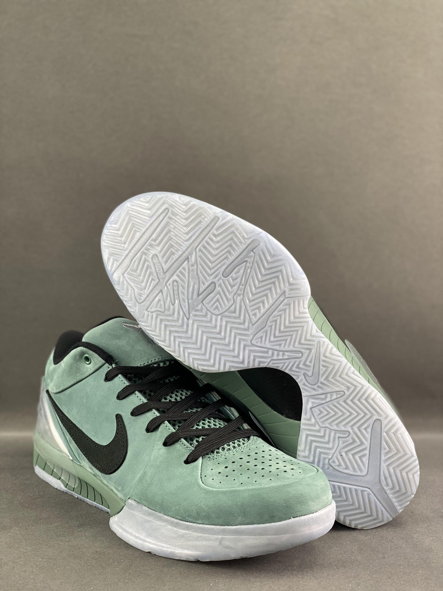 Kobe 4 Protro Girl Dad