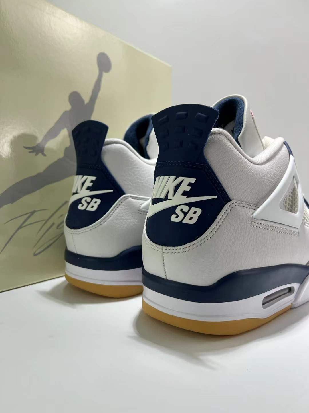Jordan 4 Retro SB Navy