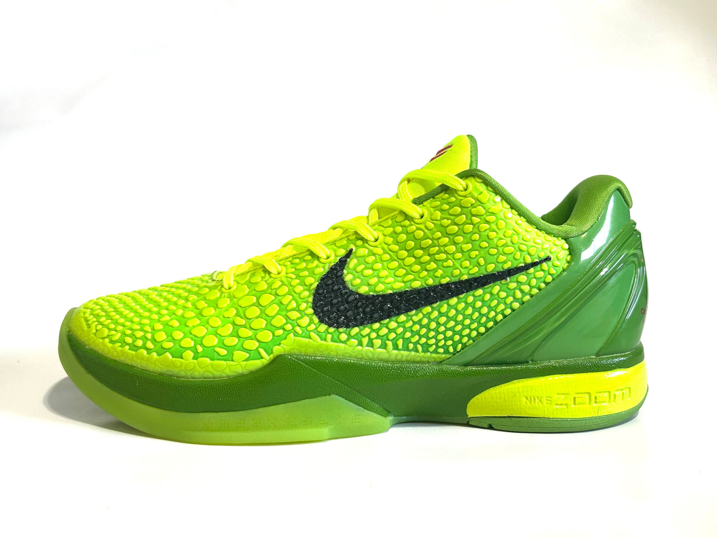 Kobe 6 Grinches Protro (2020)