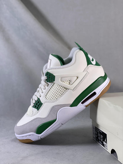 Air Jordan 4 Retro SB Pine Green