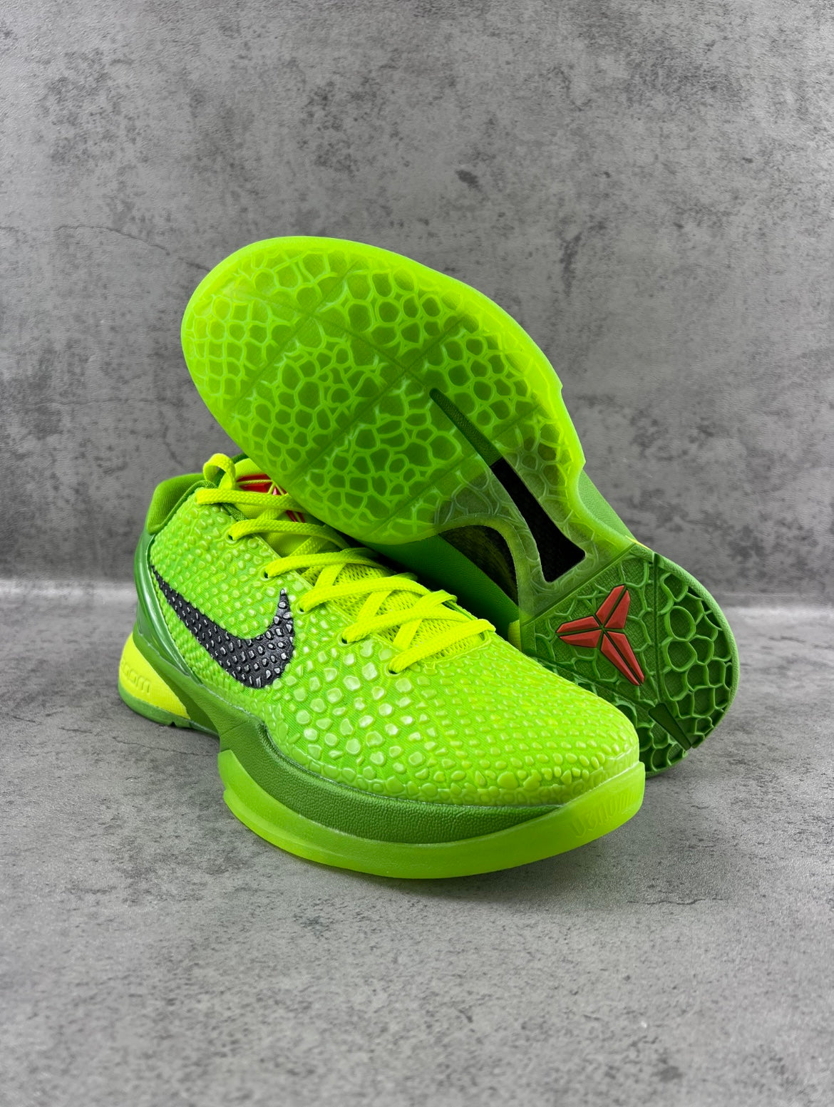 Kobe 6 Protro Grinch Premium