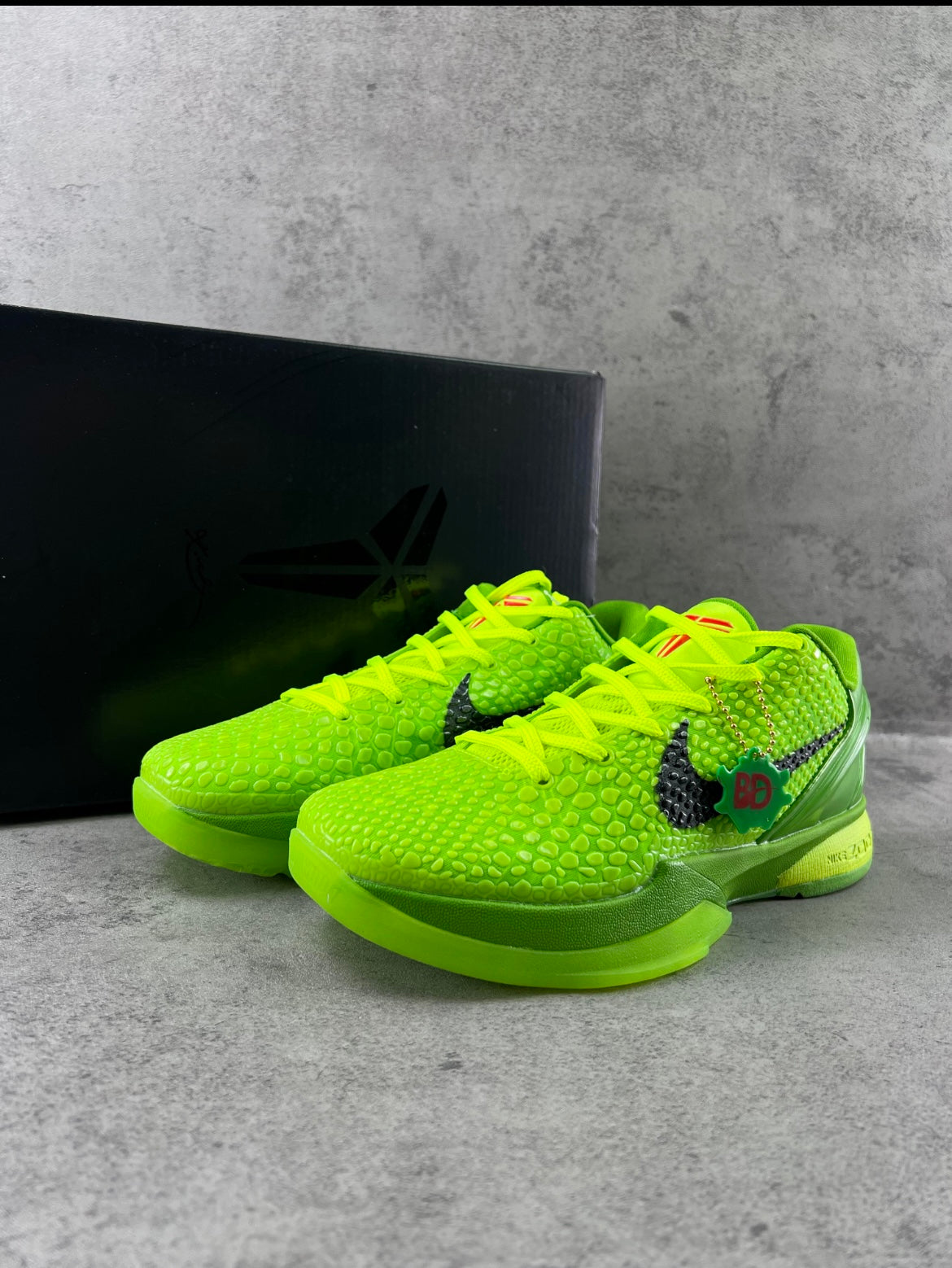 Kobe 6 Protro Grinch Premium