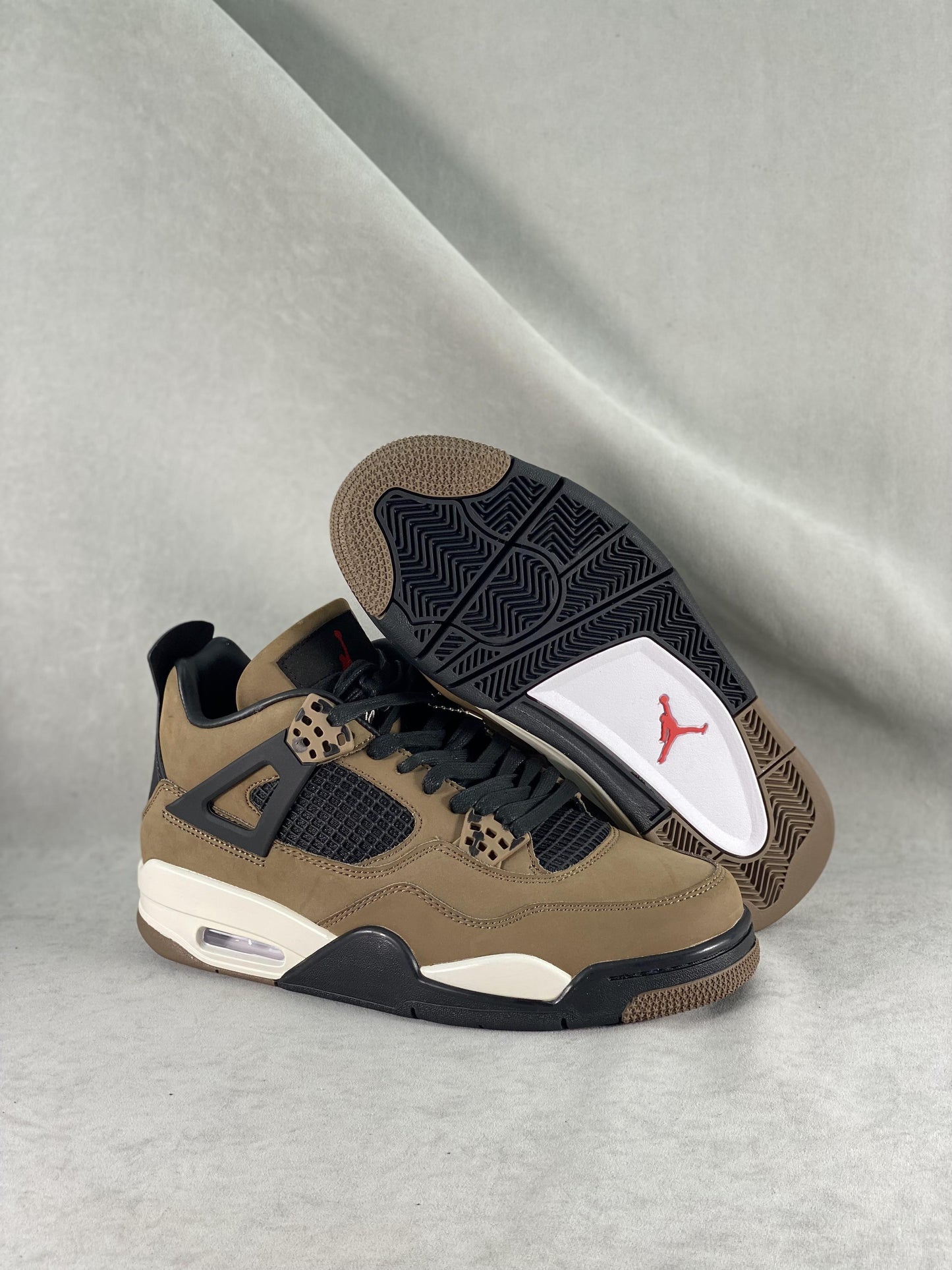 Jordan 4 Retro Travis Scott Olive