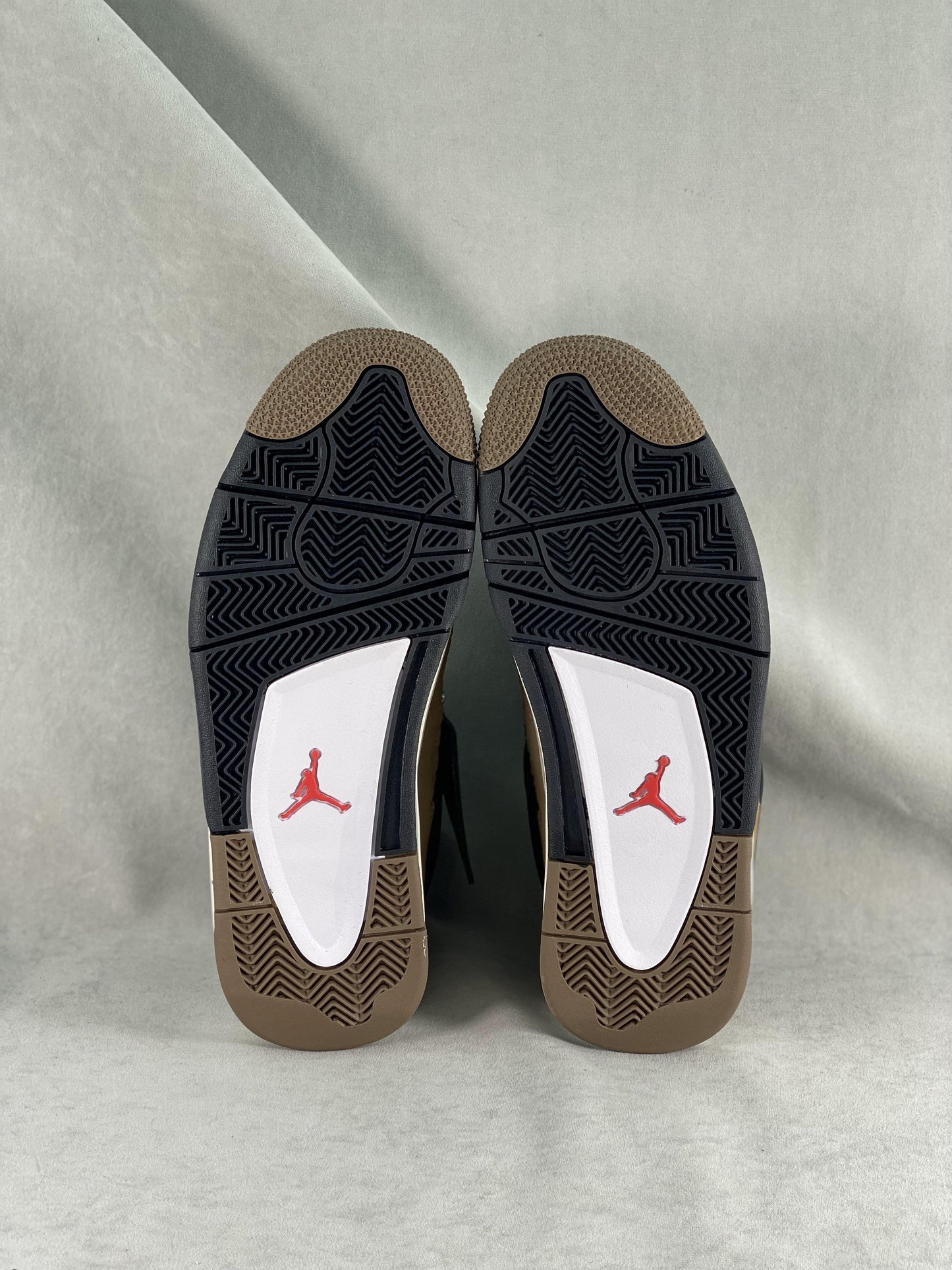 Jordan 4 Retro Travis Scott Olive